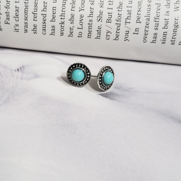 Turquoise Boho Earrings Set - Picture 5 of 6